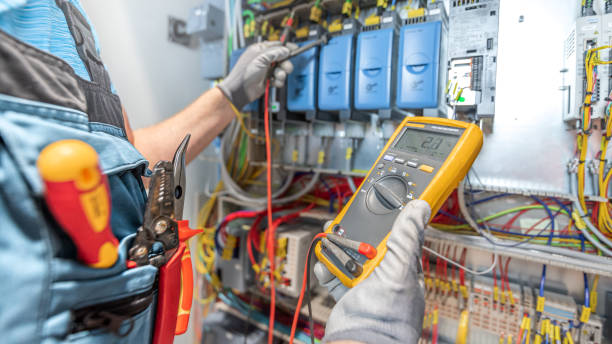 Best Emergency Electrical Repair  in Junction City, OR